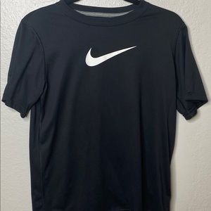 Nike black t-shirt large